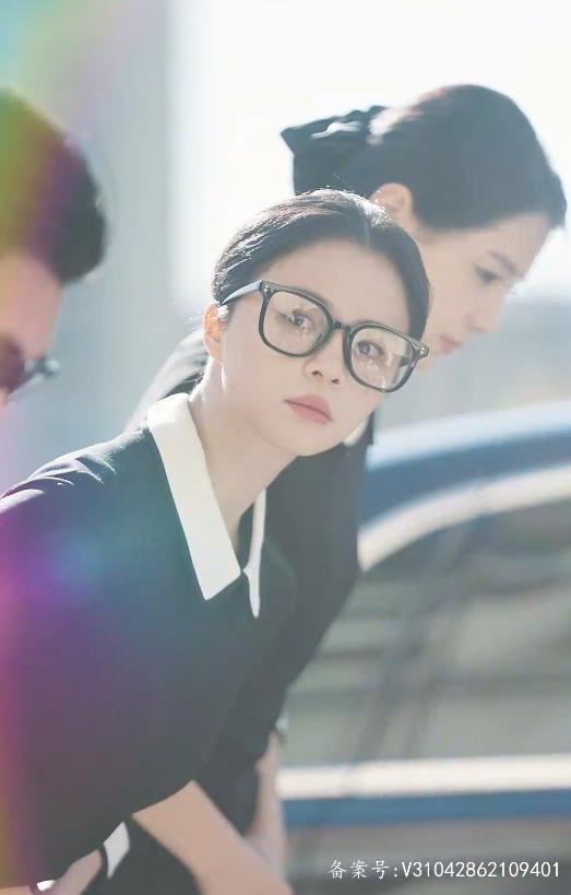 丑妻逆襲，顏值驚艷全球(全集)